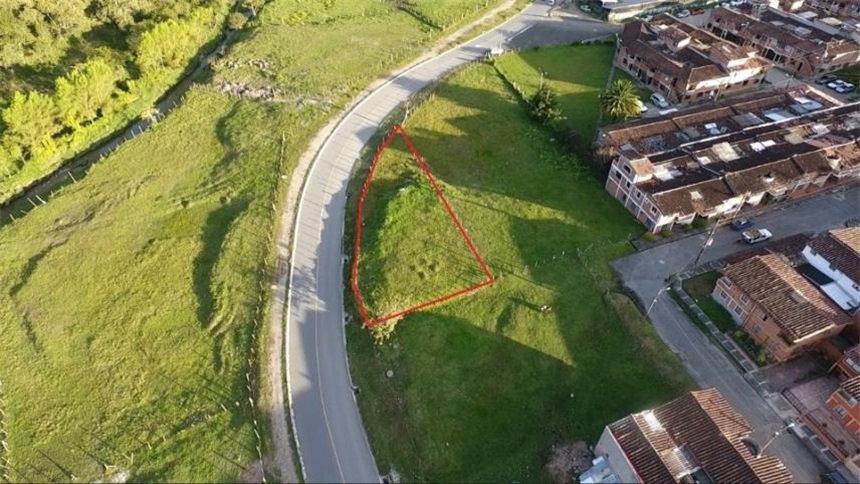 Lote en venta en El Carmen De Viboral, El Carmen de Viboral, 2390 m² · foto 7 de 11