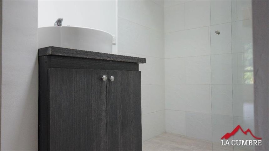 Casa de 4 alcobas en venta en Loma El Atravesado, Envigado, 198 m² · foto 14 de 23