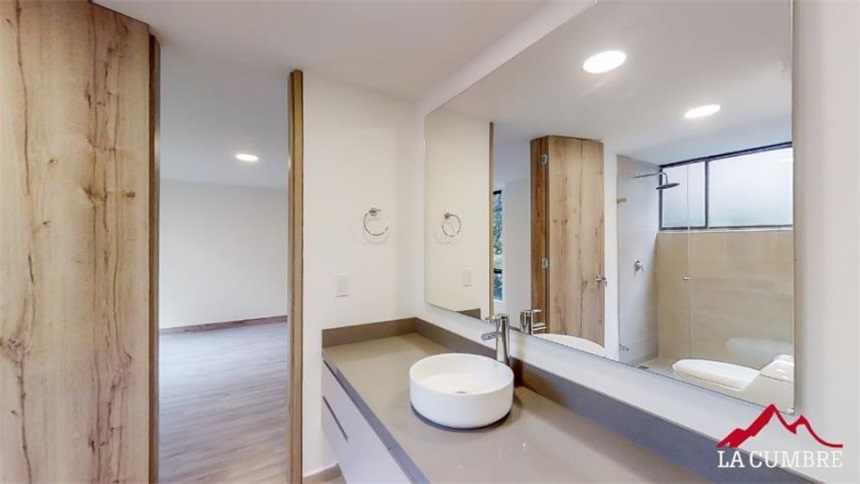 Apartamento en venta en El Poblado, Medellín · foto 21 de 23