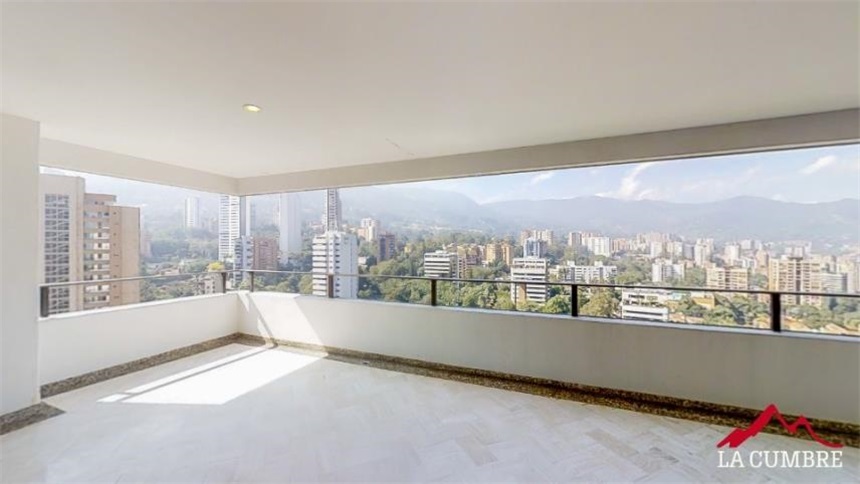 Apartamento de 3 alcobas en arriendo en Lalinde, Medellín, 431 m² · foto 12 de 24