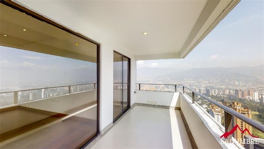 Apartamento de 3 alcobas en arriendo en Lalinde, Medellín, 431 m² · foto 24 de 24