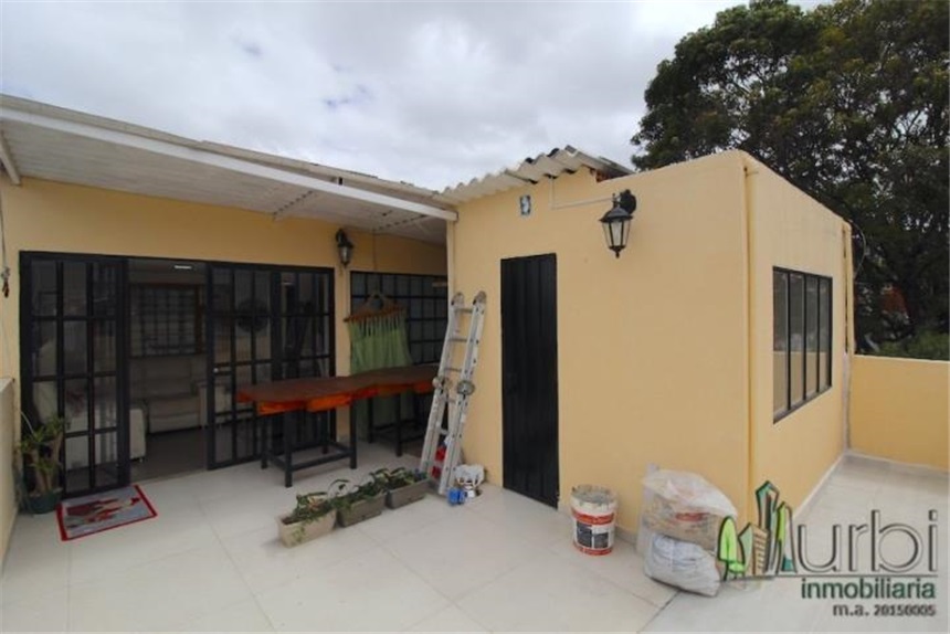 Casa de 3 alcobas en venta en Taquecitos, Bogotá, 480 m² · foto 18 de 20
