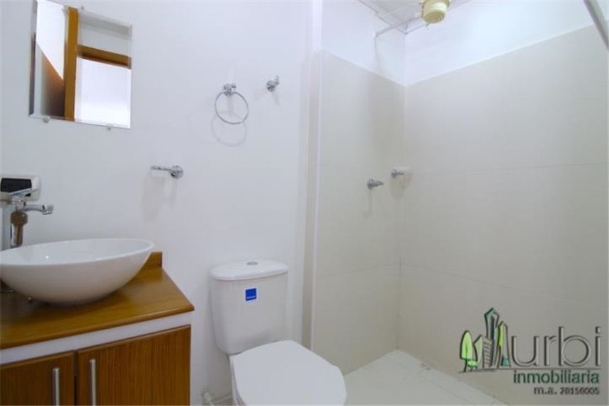 Casa de 3 alcobas en venta en Taquecitos, Bogotá, 480 m² · foto 9 de 20