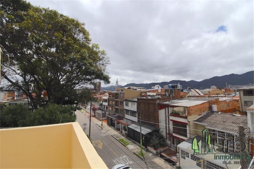 Casa de 3 alcobas en venta en Taquecitos, Bogotá, 480 m² · foto 19 de 20