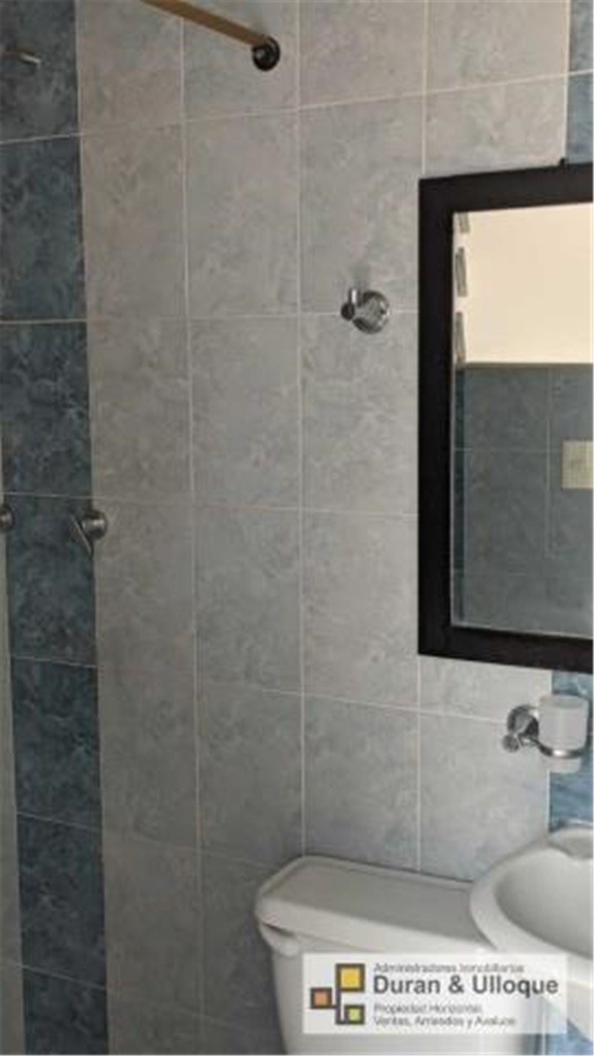 Casa de 6 alcobas en venta en Conucos, Bucaramanga, 247 m² · foto 10 de 24