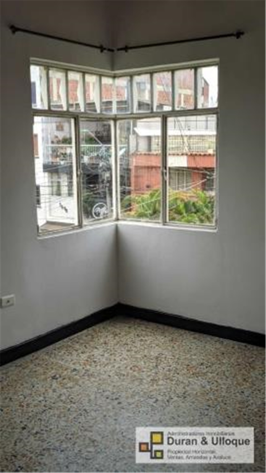 Casa de 6 alcobas en venta en Conucos, Bucaramanga, 247 m² · foto 23 de 24