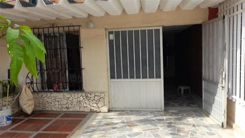 Casa en venta en Paraiso, Barranquilla · foto 2 de 24