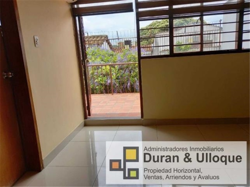 Casa de 7 alcobas en venta en Conucos, Bucaramanga, 400 m² · foto 11 de 22