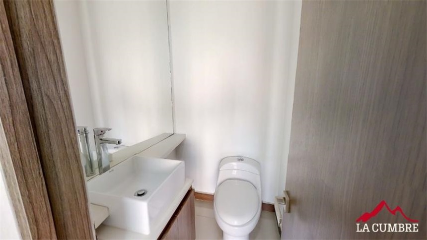 Apartamento en venta en El Poblado, Medellín · foto 22 de 23