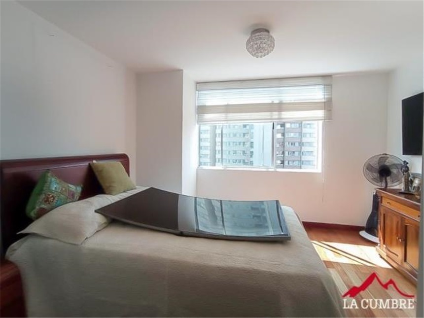 Apartamento en venta en El Poblado, Medellín · foto 14 de 18