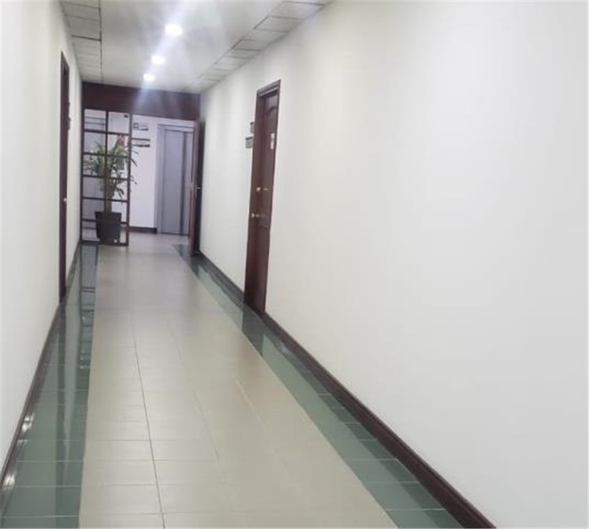 Oficina en venta en La Aguacatala, Medellín, 43 m² · foto 14 de 17