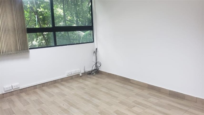 Oficina en venta en La Aguacatala, Medellín, 43 m² · foto 9 de 17