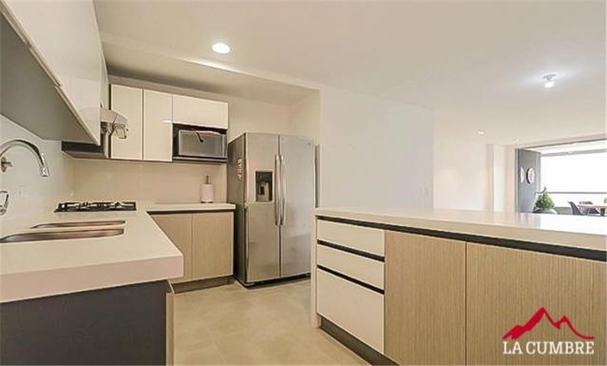 Apartamento en venta en Loma De Las Brujas, Envigado · foto 5 de 10
