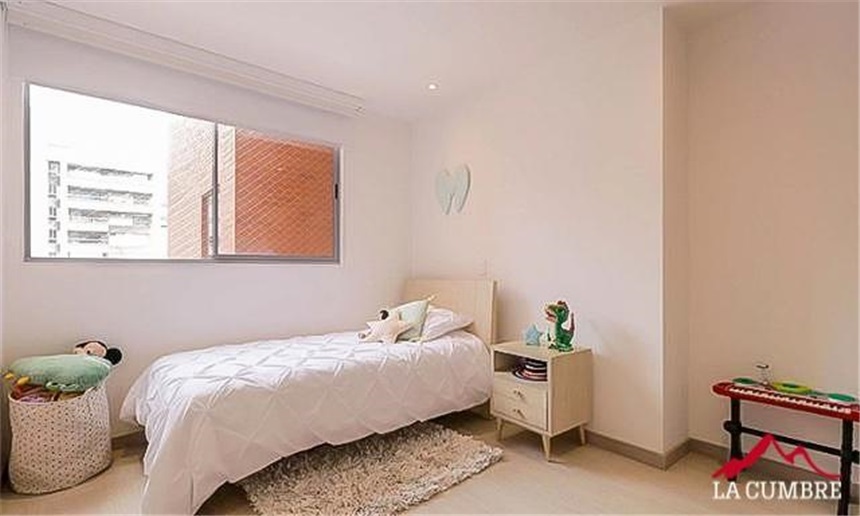 Apartamento en venta en Loma De Las Brujas, Envigado · foto 6 de 10