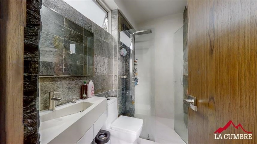 Casa de 4 alcobas en venta en Las Lomas, Medellín, 436 m² · foto 19 de 24