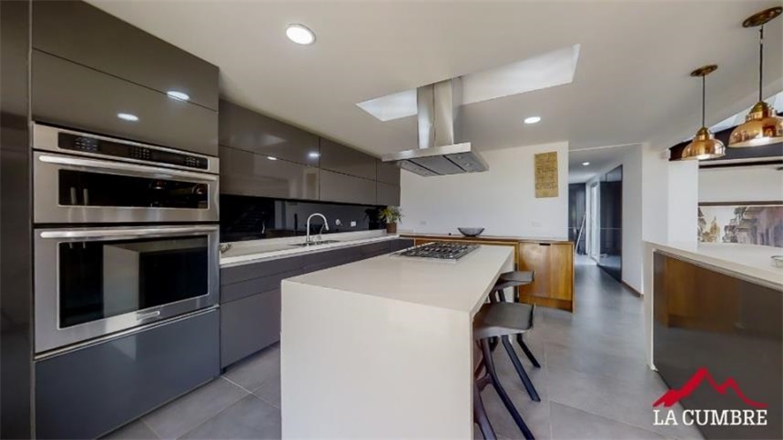 Casa de 4 alcobas en venta en Las Lomas, Medellín, 436 m² · foto 12 de 24