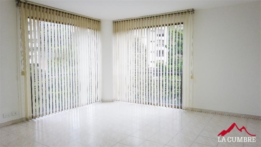 Apartamento en venta en El Poblado, Medellín · foto 17 de 24