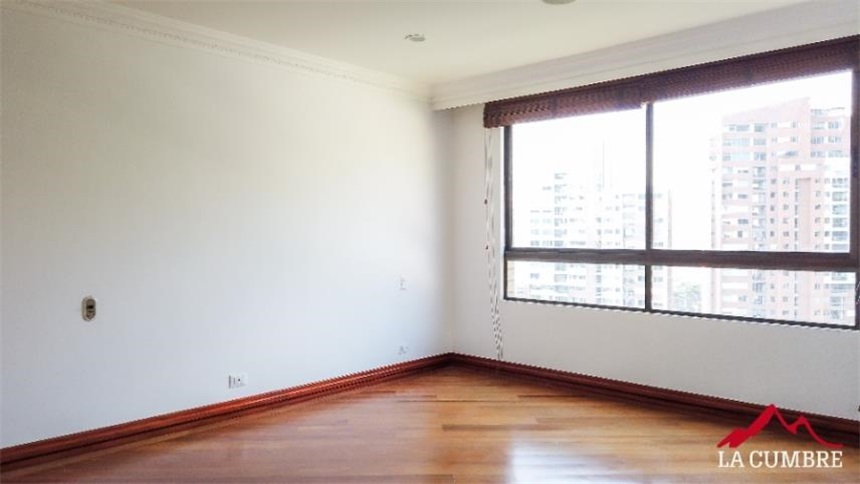Apartamento en venta en El Tesoro, Medellín · foto 14 de 24