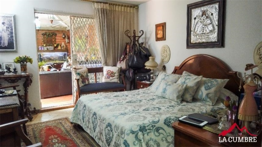 Casa de 3 alcobas en venta en Las Lomas, Medellín, 130 m² · foto 14 de 18
