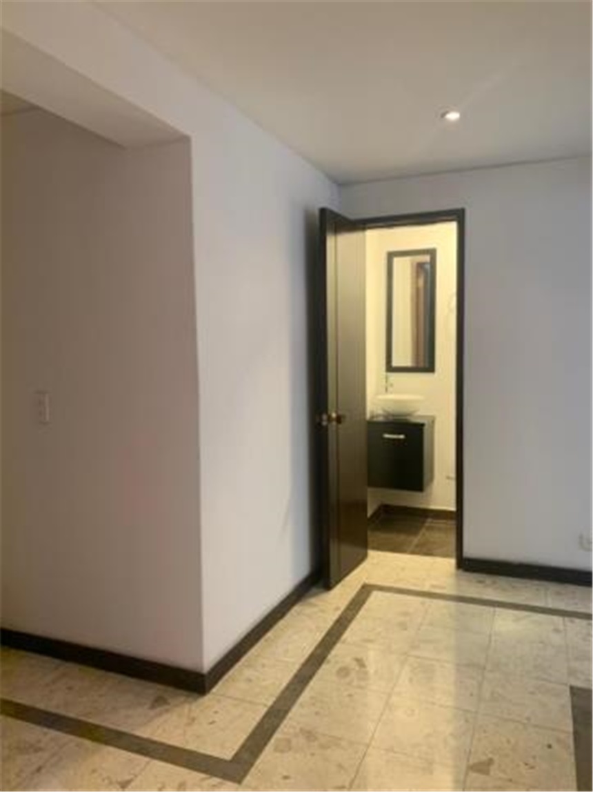 Piso – Bogotá, Santa Bárbara, Localidad Usaquén - Vista 3