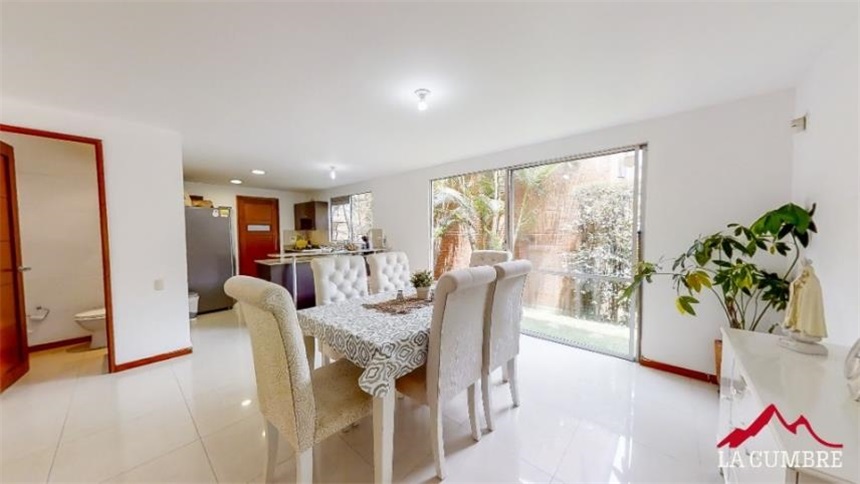 Casa de 4 alcobas en venta en Loma Del Chocho, Envigado, 198 m² · foto 8 de 17
