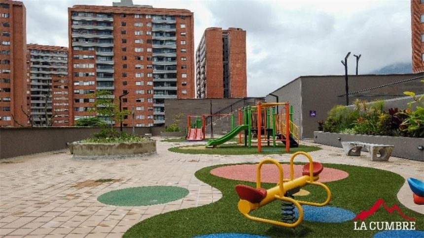Apartamento en venta en Loma De Las Brujas, Envigado · foto 22 de 24