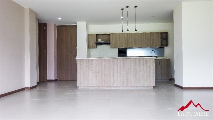 Apartamento en venta en Loma De Las Brujas, Envigado · foto 3 de 24