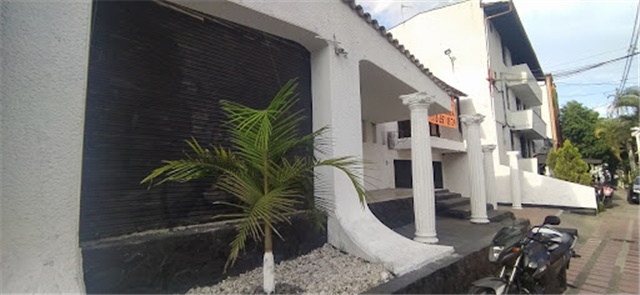 Local en arriendo en Conquistadores, Medellín, 450 m² · foto 2 de 10