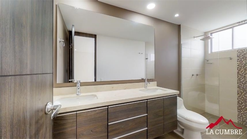 Apartamento en arriendo en El Poblado, Medellín · foto 16 de 17