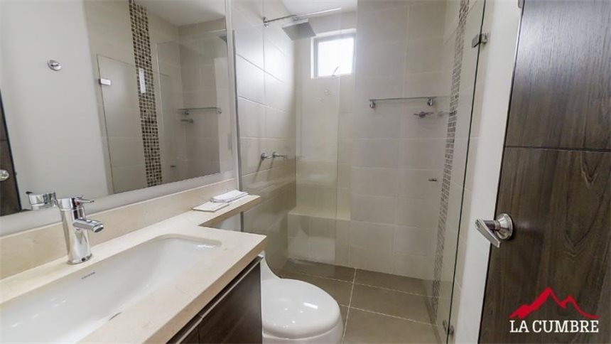 Apartamento en arriendo en El Poblado, Medellín · foto 10 de 17