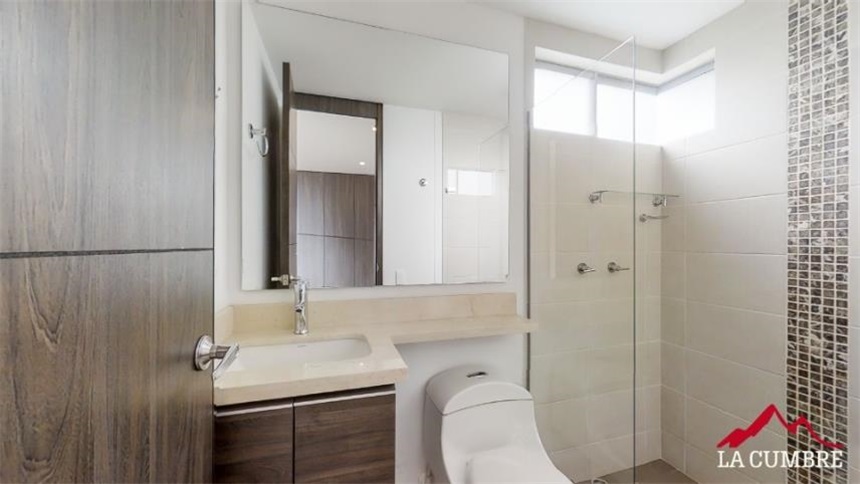 Apartamento en arriendo en El Poblado, Medellín · foto 9 de 17