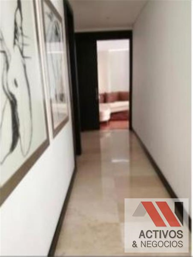 Apartamento de 3 alcobas en venta en Vegas Del Poblado, Medellín, 242 m² · foto 7 de 24