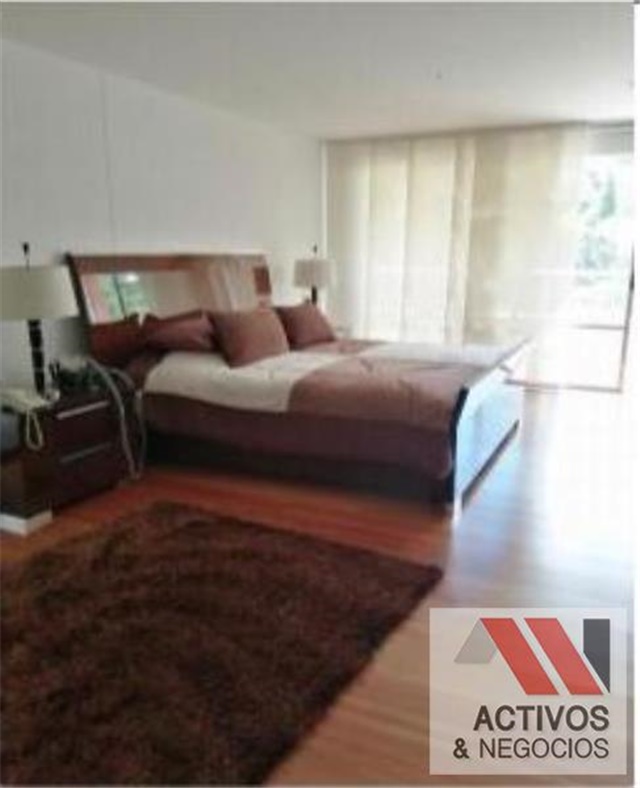 Apartamento de 3 alcobas en venta en Vegas Del Poblado, Medellín, 242 m² · foto 10 de 24