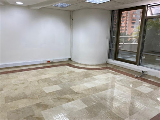 Oficina en arriendo en Patio Bonito, Medellín, 290 m² · foto 2 de 14