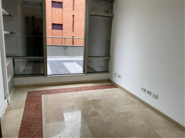 Oficina en arriendo en Patio Bonito, Medellín, 290 m² · foto 6 de 14