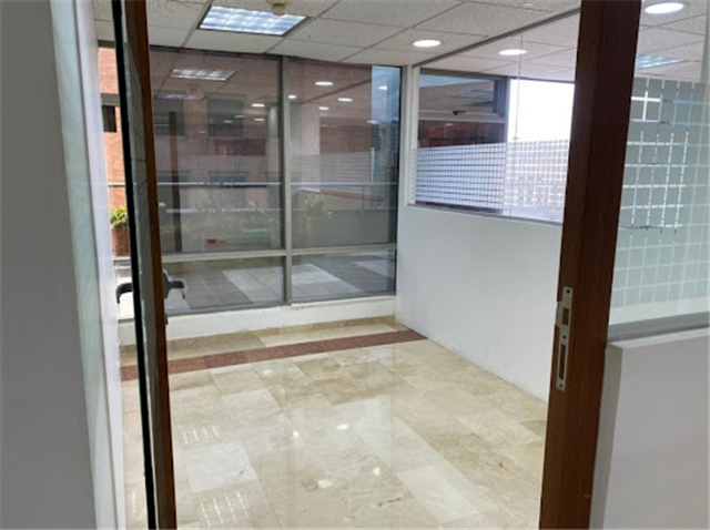 Oficina en arriendo en Patio Bonito, Medellín, 290 m² · foto 11 de 14