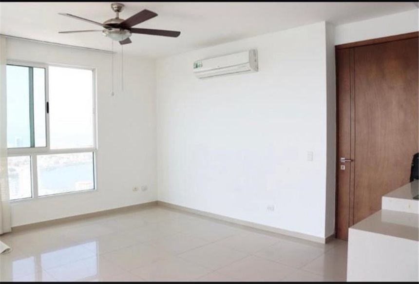 Apartamento en venta en Manga, Cartagena · foto 4 de 7