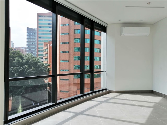 Oficina en venta en Milla De Oro, Medellín, 52 m² · foto 3 de 13