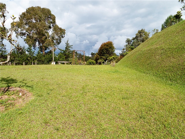 Lote en venta en Pantanillo, Envigado, 17766 m² · foto 5 de 13