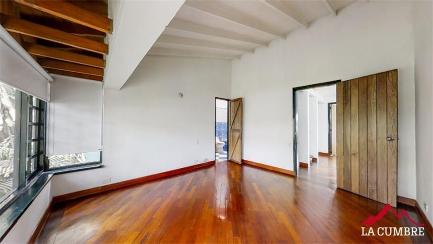 Casa de 3 alcobas en venta en Zuñiga, Envigado, 215 m² · foto 9 de 16