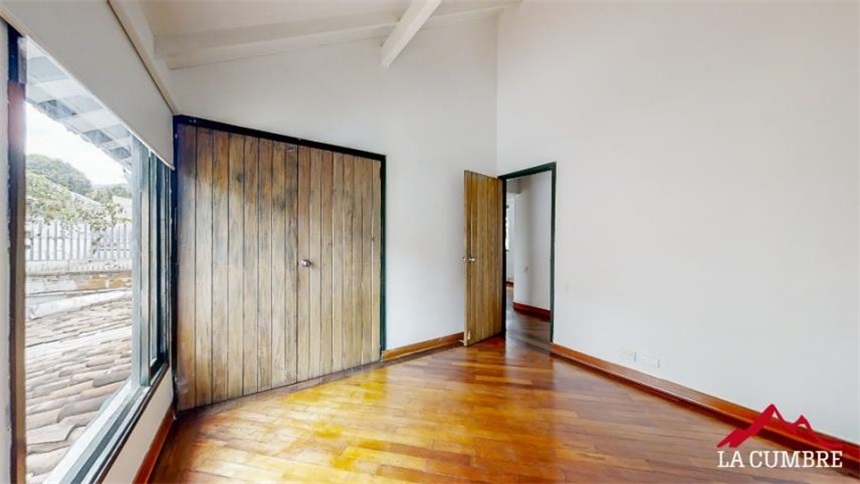 Casa de 3 alcobas en venta en Zuñiga, Envigado, 215 m² · foto 14 de 16
