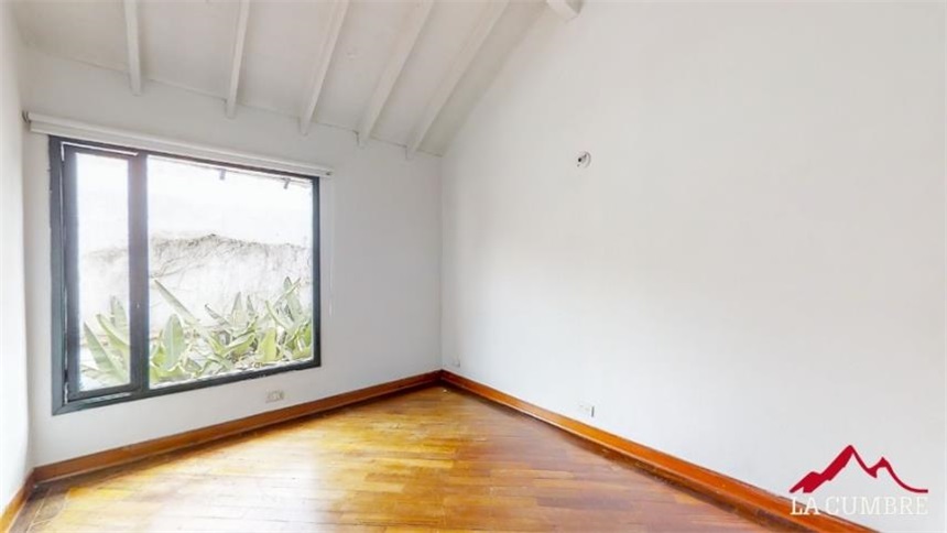 Casa de 3 alcobas en venta en Zuñiga, Envigado, 215 m² · foto 11 de 16