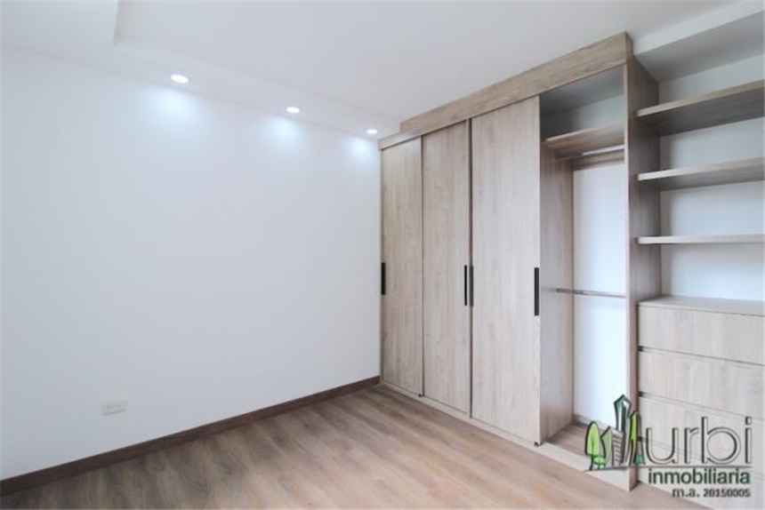 Piso – Bogotá, Normandía, Localidad Engativá - Más