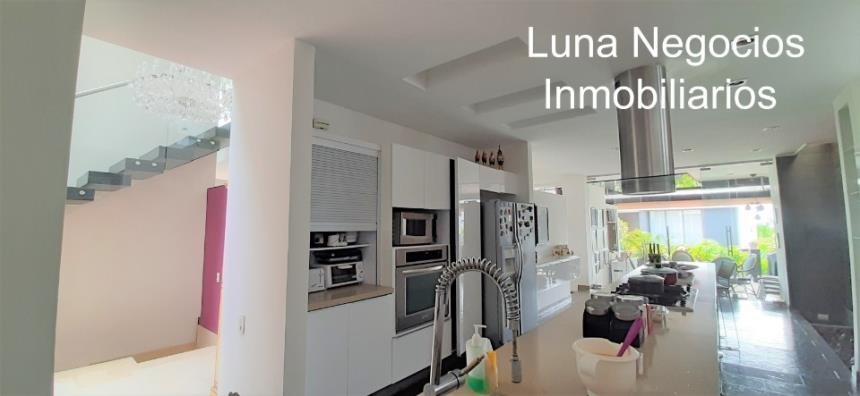 Casa de 5 alcobas en venta en Ruitoque Alto, Piedecuesta, 580 m² · foto 11 de 20