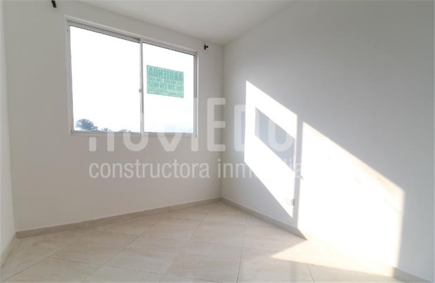 Apartamento de 3 alcobas en venta en Centro, Piedecuesta, 75 m² · foto 5 de 9