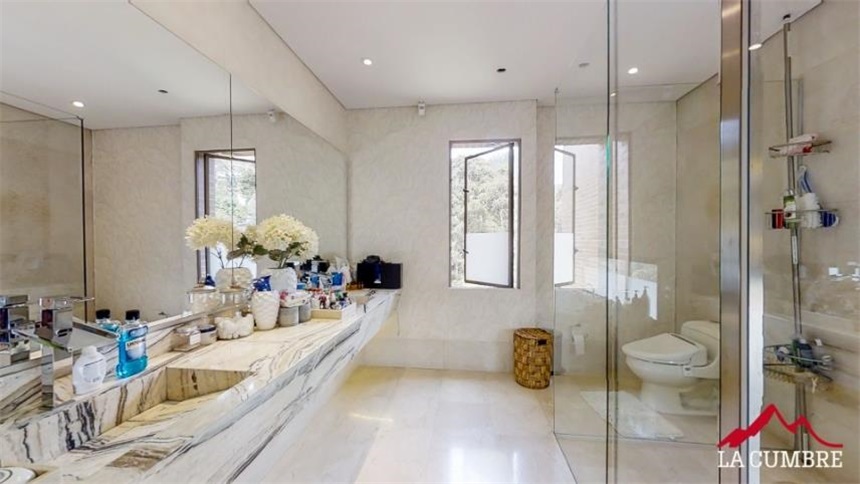 Apartamento en venta en El Poblado, Medellín · foto 22 de 23