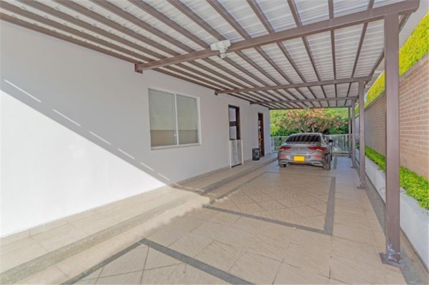 Casa de 5 alcobas en venta en Pance Alto, Cali, 1229 m² · foto 9 de 16