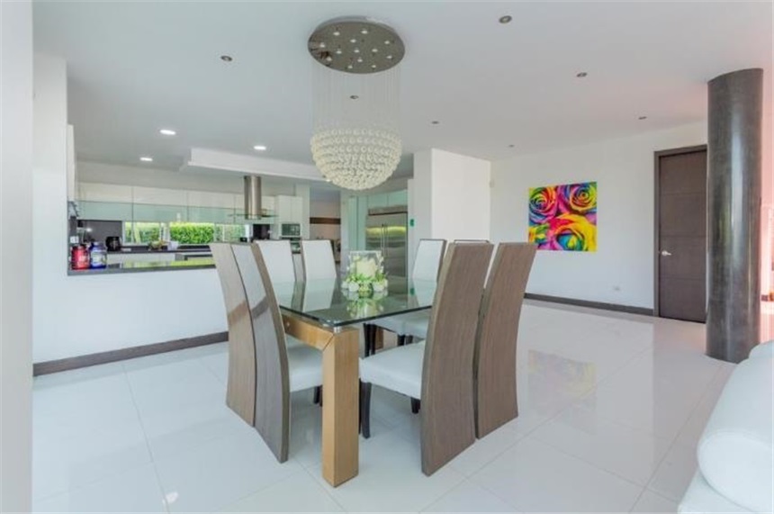 Casa de 5 alcobas en venta en Pance Alto, Cali, 1229 m² · foto 7 de 16