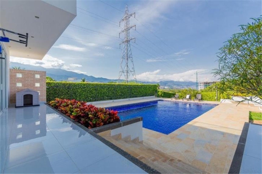 Casa de 5 alcobas en venta en Pance Alto, Cali, 1229 m² · foto 10 de 16