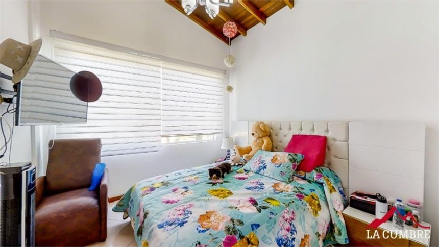 Casa de 4 alcobas en venta en El Poblado, Medellín, 249 m² · foto 16 de 22